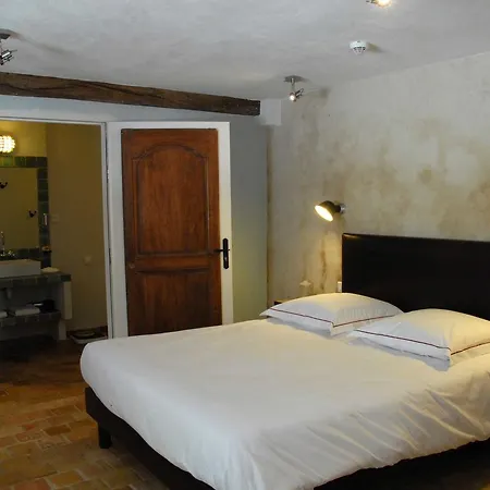 Ecolodge Du Bien Etre En Luberon 포르칼퀴에르